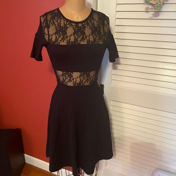 FRENCH CONNECTION | black linear wrap flare dress 2 NWT $158 - Picture 1 of 8